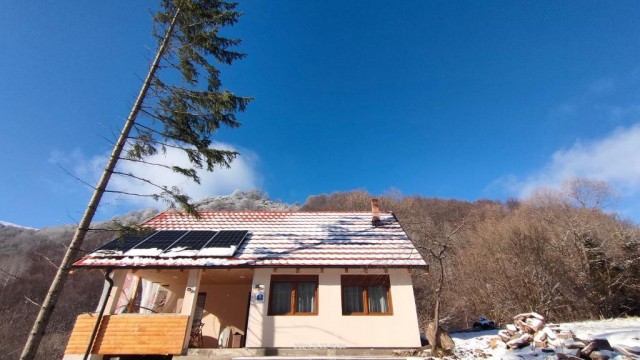 Planinski Dom Šum - Crni vrh